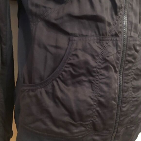 Lululemon Lab Reversible Jacket Sample size M - Picture 7 of 9